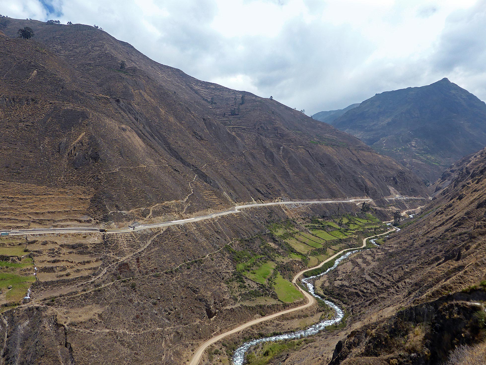Rucuy Works on the construction of the Hydroelectric Power Plant Chancay and ...