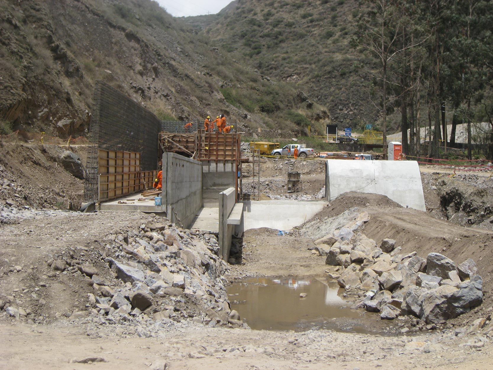 Rucuy Works on the construction of the Hydroelectric Power Plant Chancay and ...