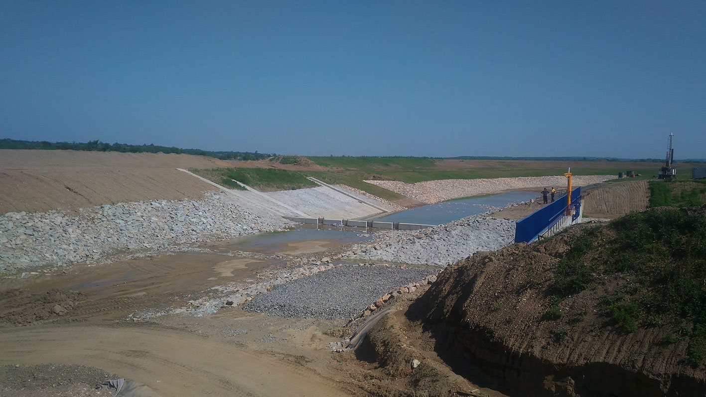 Preventivno čišćenje reke Ćire, Peru - Energoprojekt Holding